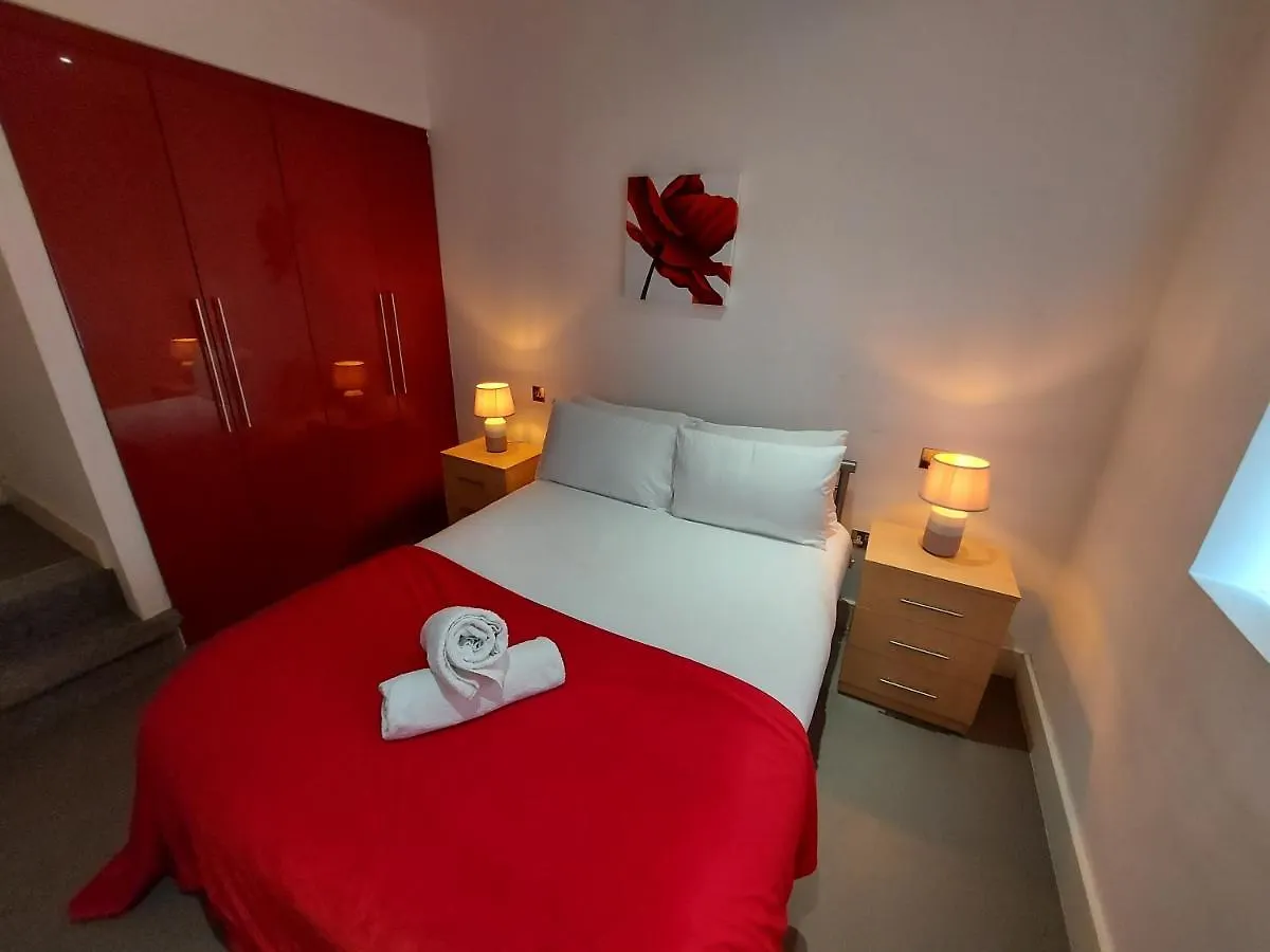 Apartment Feel At Home, Nottingham City Centre, Opposite Crowne Plaza