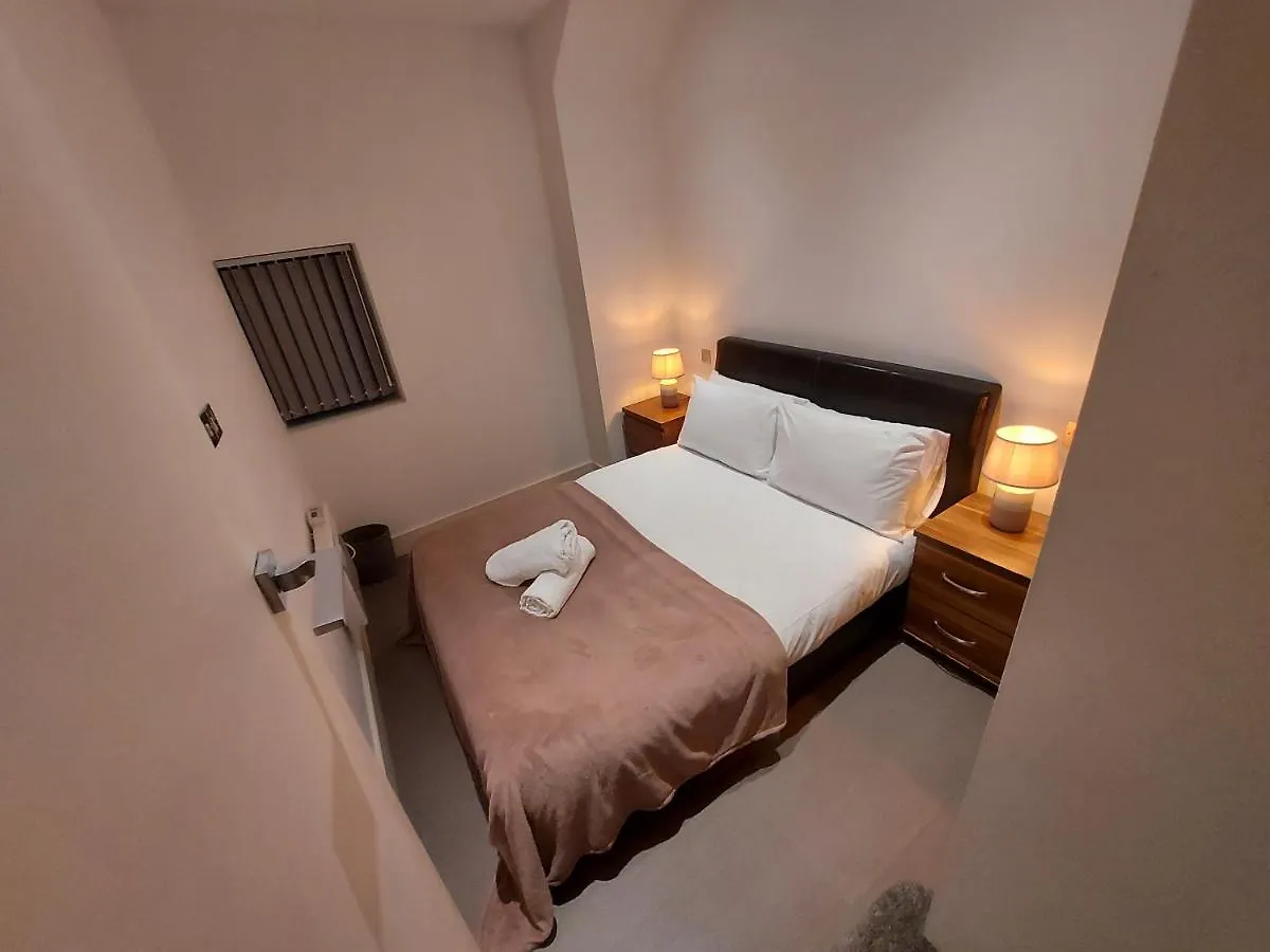 Apartment Feel At Home, Nottingham City Centre, Opposite Crowne Plaza